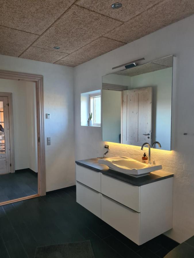 Lovely Room, Easy Access To E45 Highway * Rask Molle